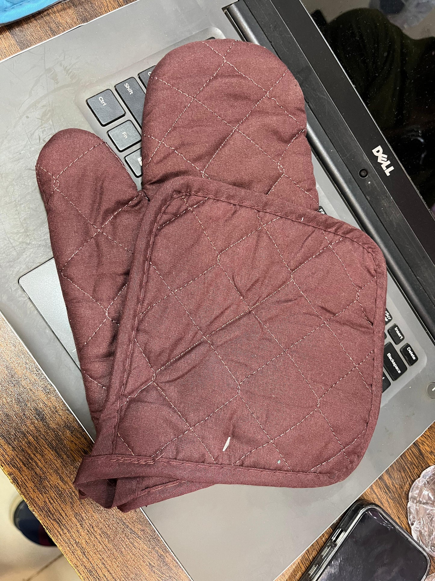 2Pc Insulated Gloves Heat Resistant